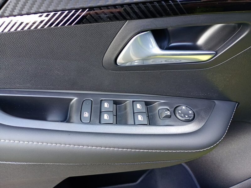 Peugeot 208 Allure 100KM MT /Navi/Kam.360/Keyless/tempomat ACC/Klima automatyczna II (2019 -)