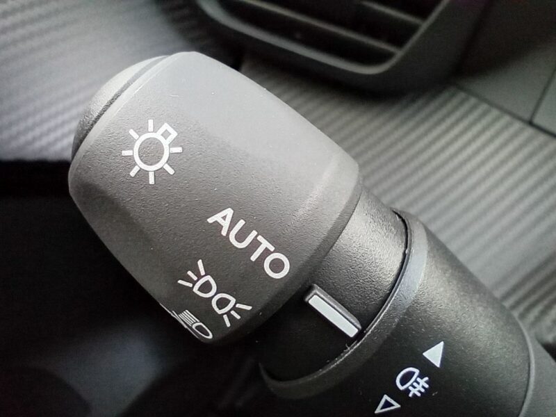 Peugeot 208 Allure 100KM MT /Navi/Kam.360/Keyless/tempomat ACC/Klima automatyczna II (2019 -)