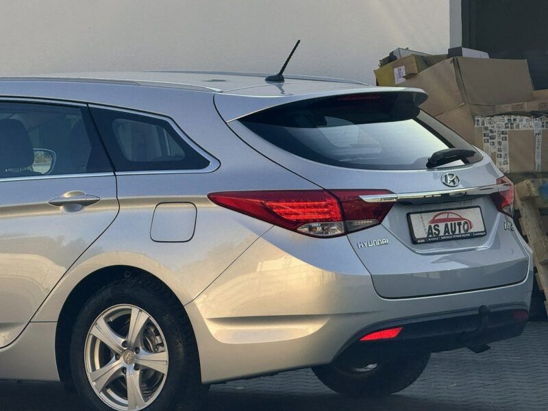 Hyundai i40 CW 1.7CRDi 136KM/Premium/Led/Tempomat/Alu16/SerwisASO