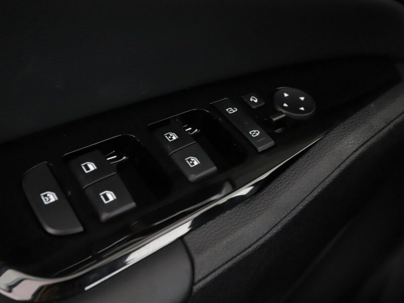 Kia Sportage MHEV Serwis KIA Navi Kamera cofania Klimatyzacja Podgrzewane fotele V (2021-)