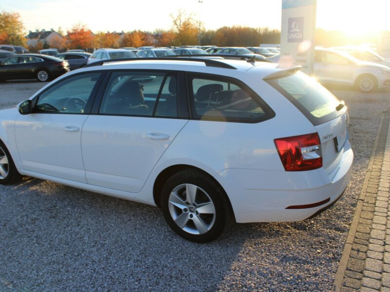Škoda Octavia Ambition Salon Polska Gwarancja III (2013-)
