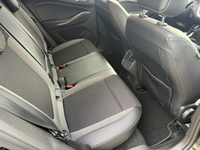 Opel Grandland X Full Led CarPlay Navi Keyless Alu19 El. Klapa Bezwypadkowy Oryginał 