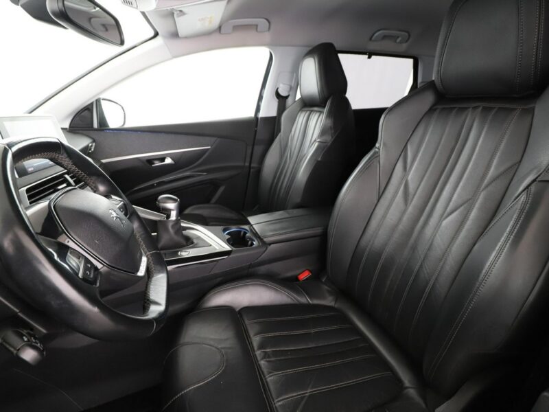 Peugeot 5008 Allure skóra 7-os. navi kamera grzane fotele hak tempomat LED II (2017-)