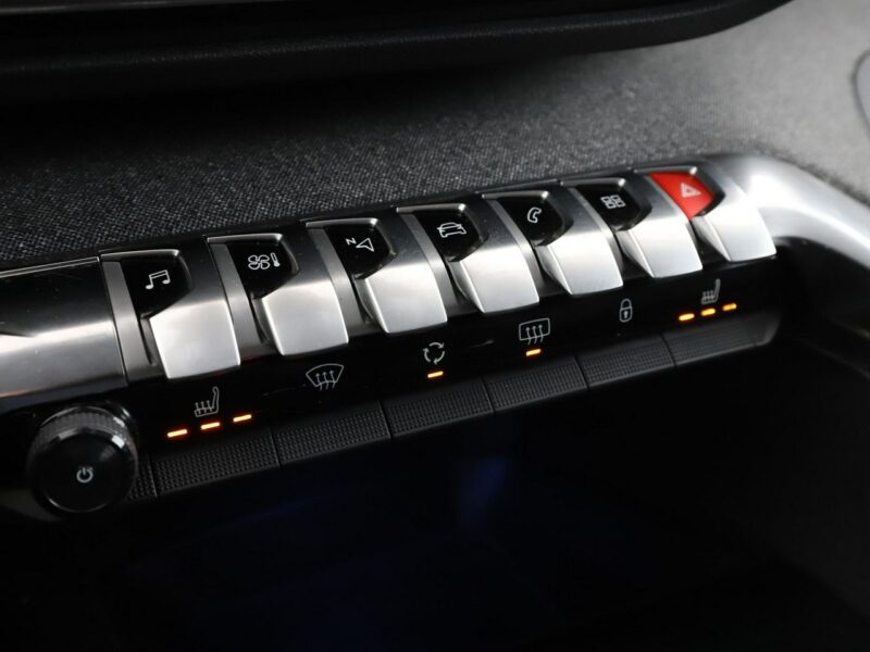 Peugeot 5008 Allure skóra 7-os. navi kamera grzane fotele hak tempomat LED II (2017-)