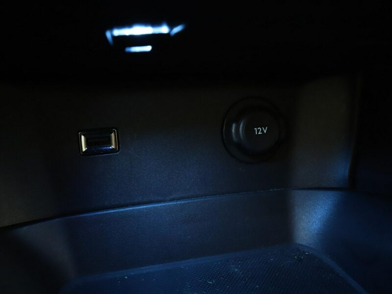 Peugeot 5008 Allure skóra 7-os. navi kamera grzane fotele hak tempomat LED II (2017-)