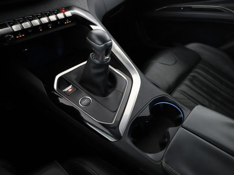 Peugeot 5008 Allure skóra 7-os. navi kamera grzane fotele hak tempomat LED II (2017-)