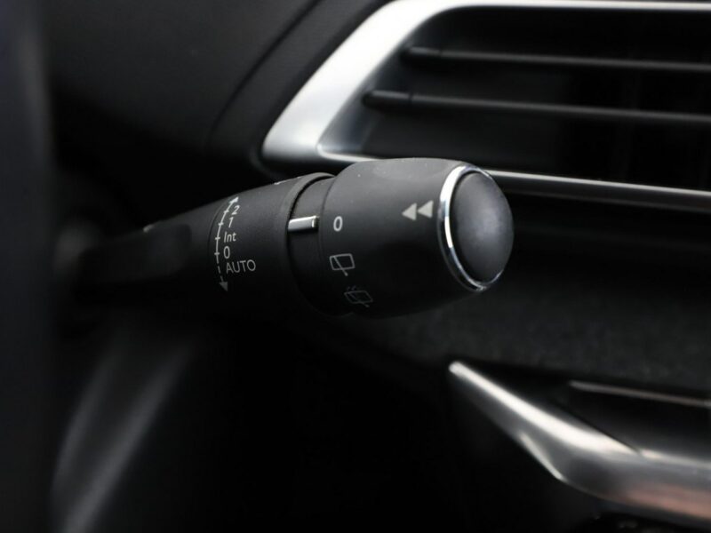 Peugeot 5008 Allure skóra 7-os. navi kamera grzane fotele hak tempomat LED II (2017-)