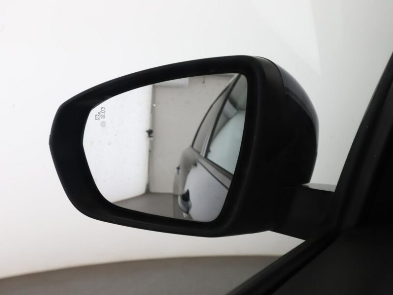 Peugeot 5008 Allure skóra 7-os. navi kamera grzane fotele hak tempomat LED II (2017-)