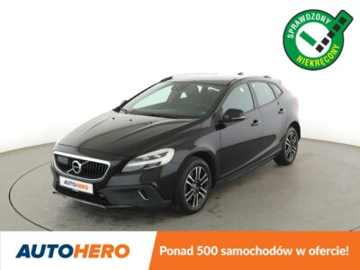 Volvo V40 Cross Country 2.0d Automat Cross Country Navi Tempomat Grzane Fotele TFT LED Kamera