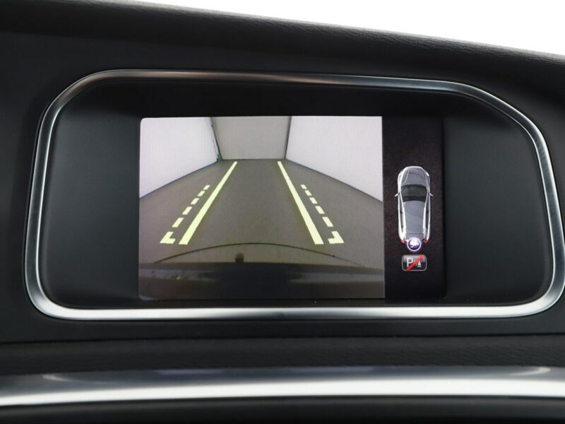 Volvo V40 Cross Country 2.0d Automat Cross Country Navi Tempomat Grzane Fotele TFT LED Kamera