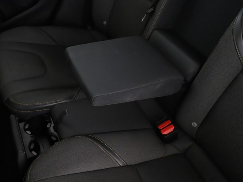 Volvo V40 Cross Country 2.0d Automat Cross Country Navi Tempomat Grzane Fotele TFT LED Kamera