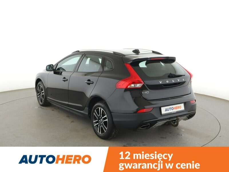 Volvo V40 Cross Country 2.0d Automat Cross Country Navi Tempomat Grzane Fotele TFT LED Kamera