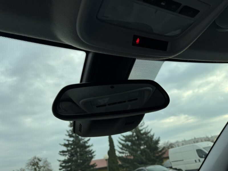 Opel Crossland Elegance 1.2 Turbo 130 KM