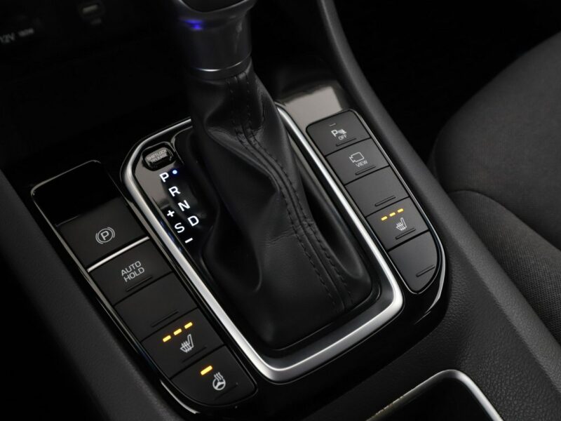 Hyundai IONIQ HEV klima auto kamera i czujnik parkowania grzane fotele