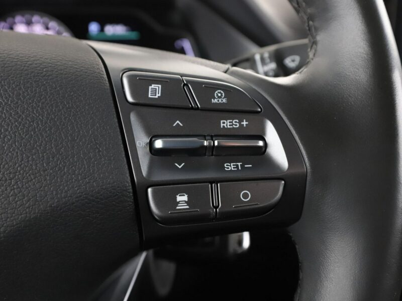 Hyundai IONIQ HEV klima auto kamera i czujnik parkowania grzane fotele