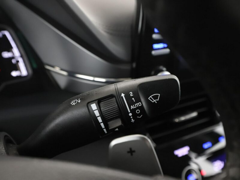 Hyundai IONIQ HEV klima auto kamera i czujnik parkowania grzane fotele