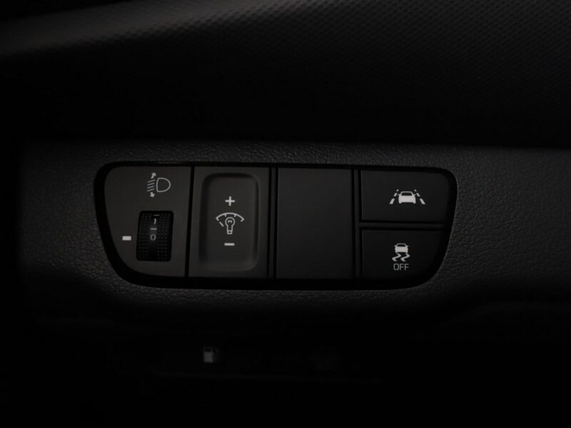 Hyundai IONIQ HEV klima auto kamera i czujnik parkowania grzane fotele