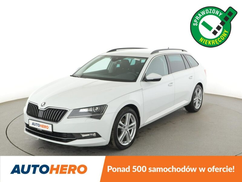 Škoda Superb 1.8 TSI Automat Climatronic Tempomat Nawigacja BiXenon El.klapa Kamera III (2015-2023)