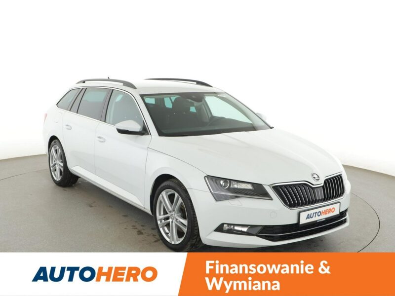 Škoda Superb 1.8 TSI Automat Climatronic Tempomat Nawigacja BiXenon El.klapa Kamera III (2015-2023)