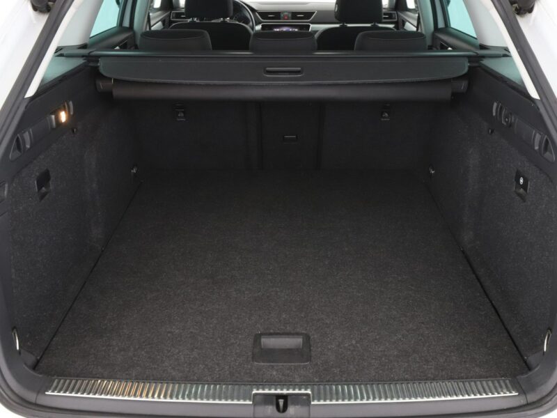 Škoda Superb 1.8 TSI Automat Climatronic Tempomat Nawigacja BiXenon El.klapa Kamera III (2015-2023)