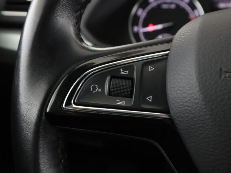 Škoda Superb 1.8 TSI Automat Climatronic Tempomat Nawigacja BiXenon El.klapa Kamera III (2015-2023)