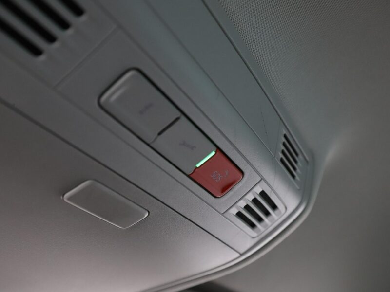 Škoda Superb 1.8 TSI Automat Climatronic Tempomat Nawigacja BiXenon El.klapa Kamera III (2015-2023)