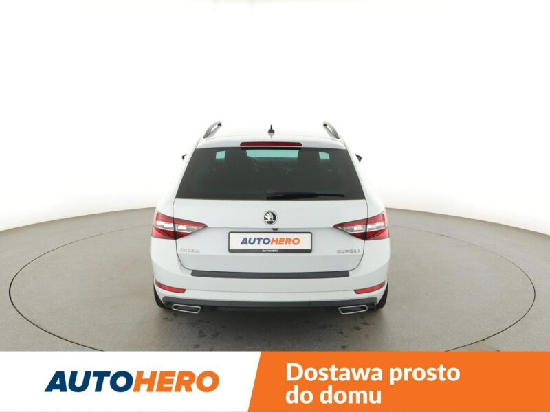 Škoda Superb 1.8 TSI Automat Climatronic Tempomat Nawigacja BiXenon El.klapa Kamera III (2015-2023)