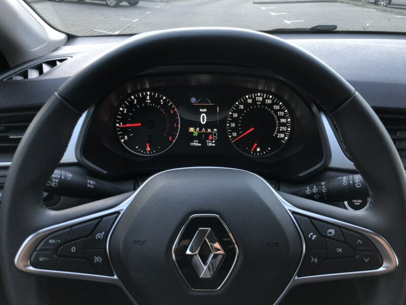 Renault Captur 2022r Benzyna Full LED Navi Kamera Niski przebieg Zarejestrowany II (2019-)