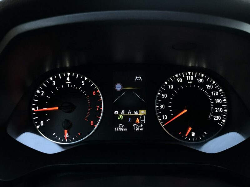 Renault Captur 2022r Benzyna Full LED Navi Kamera Niski przebieg Zarejestrowany II (2019-)