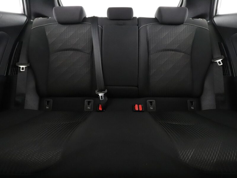 Toyota Prius PHEV full LED navi klima auto kamera cofania IV (2015-2023)