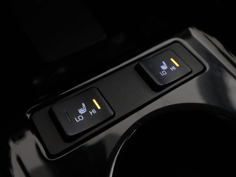 Toyota Prius PHEV full LED navi klima auto kamera cofania IV (2015-2023)