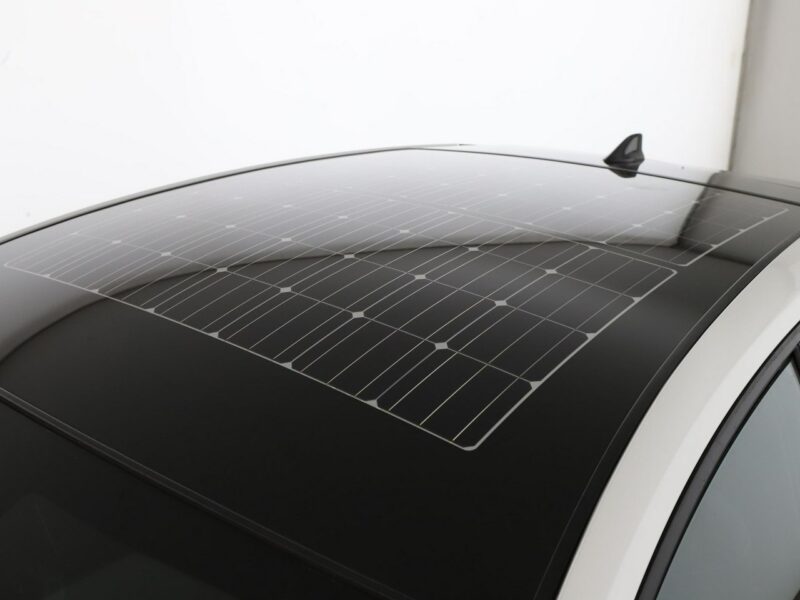 Toyota Prius PHEV full LED navi klima auto kamera cofania IV (2015-2023)