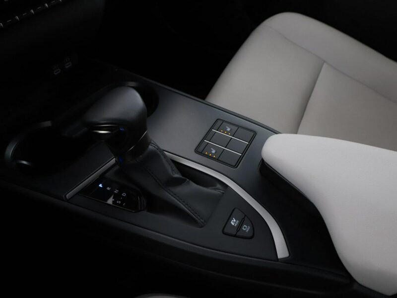 Lexus UX Executive Navi Kamera cofania Klimatyzacja Podgrzewane fotele