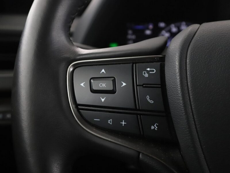 Lexus UX Executive Navi Kamera cofania Klimatyzacja Podgrzewane fotele