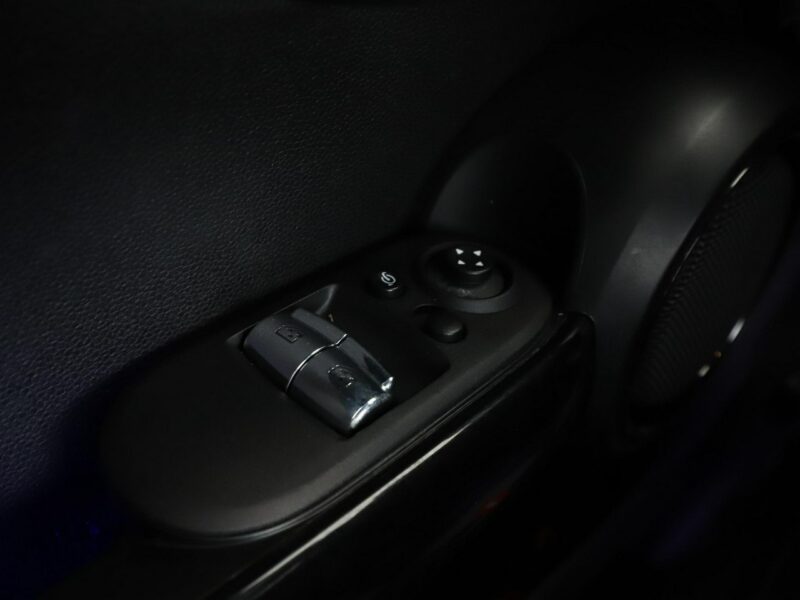 Mini John Cooper Works John Cooper Works Automat Nawigacja ACC HUD Grzane Sporty PDC FullLED