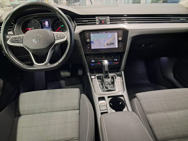 Volkswagen Passat Variant Business 2.0TDI 150KM DSG 2022 r., salon PL, I wł., f-a VAT B8 (2014-2023)