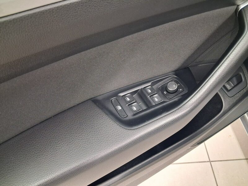 Volkswagen Passat Variant Business 2.0TDI 150KM DSG 2022 r., salon PL, I wł., f-a VAT B8 (2014-2023)