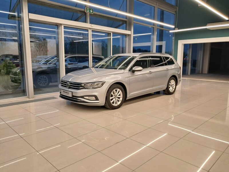 Volkswagen Passat Variant Business 2.0TDI 150KM DSG 2022 r., salon PL, I wł., f-a VAT B8 (2014-2023)