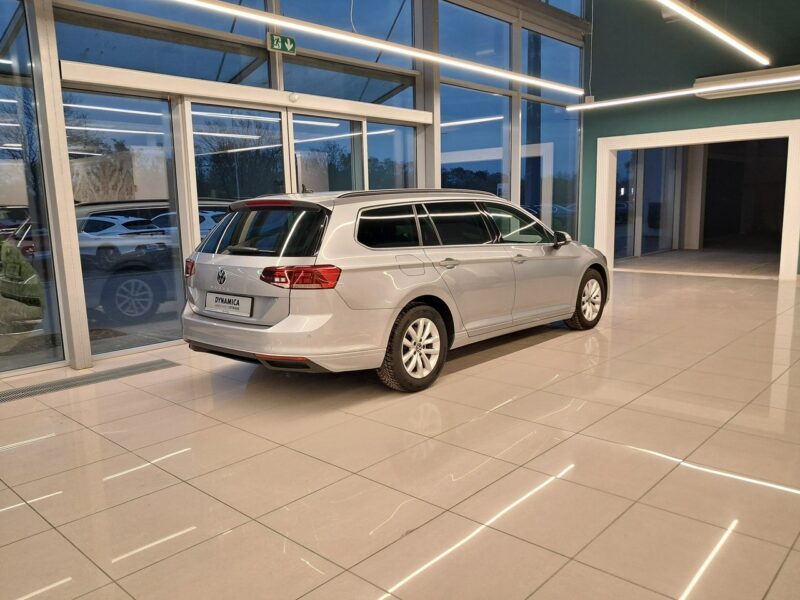 Volkswagen Passat Variant Business 2.0TDI 150KM DSG 2022 r., salon PL, I wł., f-a VAT B8 (2014-2023)