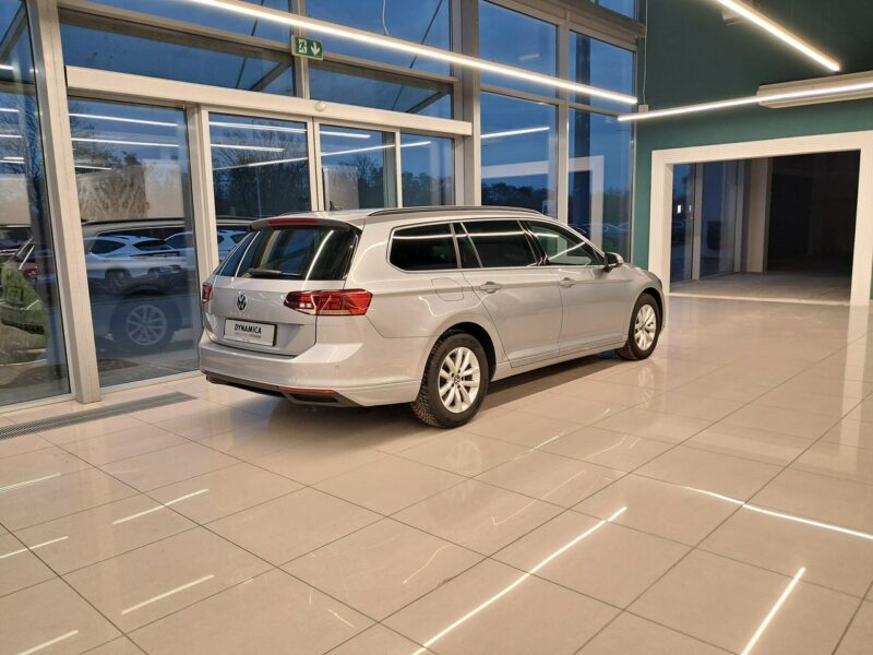 Volkswagen Passat Variant Business 2.0TDI 150KM DSG 2022 r., salon PL, I wł., f-a VAT B8 (2014-2023)