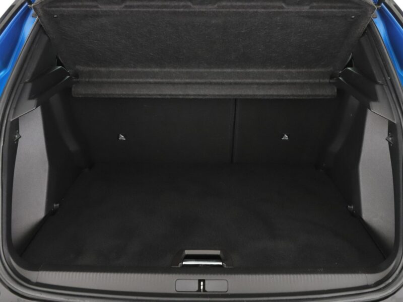 Peugeot 2008 automat full LED virtual cocpit navi klima auto kamera i czujniki park II (2019-)