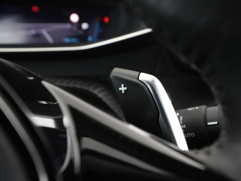 Peugeot 2008 automat full LED virtual cocpit navi klima auto kamera i czujniki park II (2019-)