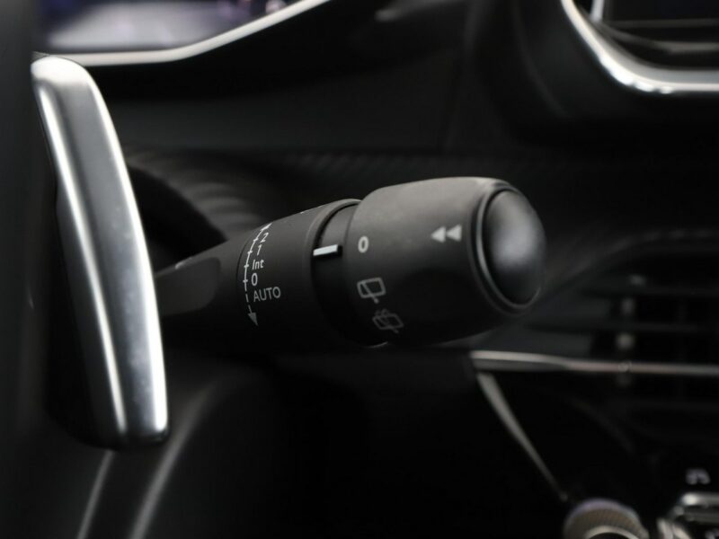 Peugeot 2008 automat full LED virtual cocpit navi klima auto kamera i czujniki park II (2019-)