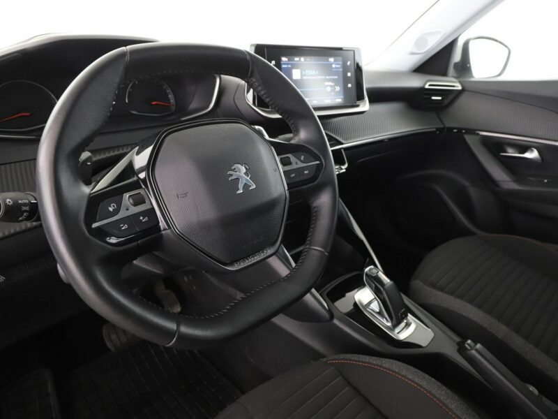 Peugeot 2008 automat LED klima auto kamera i czujniki parkowania II (2019-)