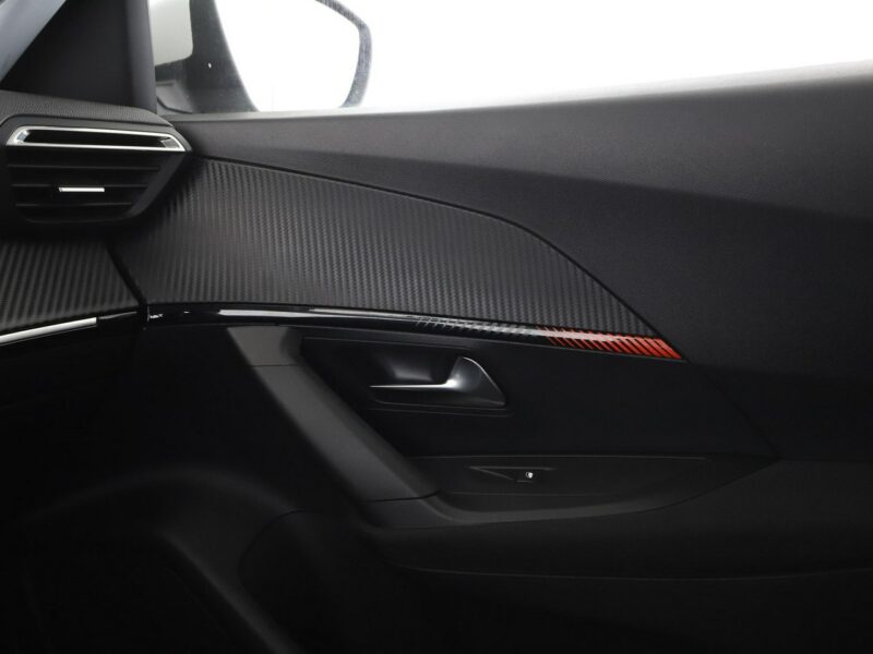 Peugeot 2008 automat LED klima auto kamera i czujniki parkowania II (2019-)