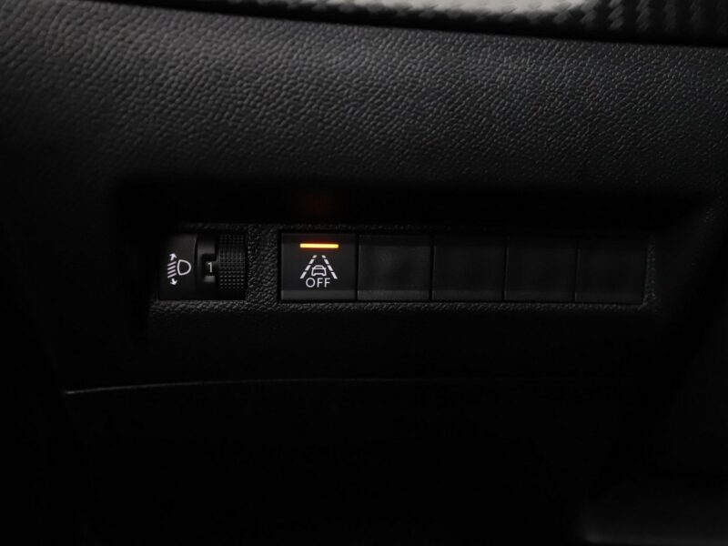 Peugeot 2008 automat LED klima auto kamera i czujniki parkowania II (2019-)