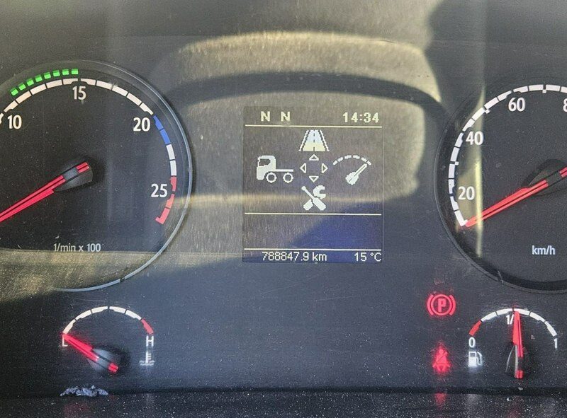 Scania P250 Euro 6 sypialna firanka wys.2.60 winda poduszki sprowadzony Scania P250 EURO 6 firanka z windą , sypialna sprowadzony