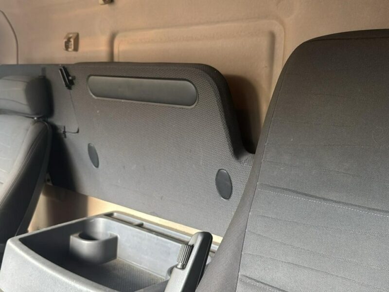 Scania P250 Euro 6 sypialna firanka wys.2.60 winda poduszki sprowadzony Scania P250 EURO 6 firanka z windą , sypialna sprowadzony