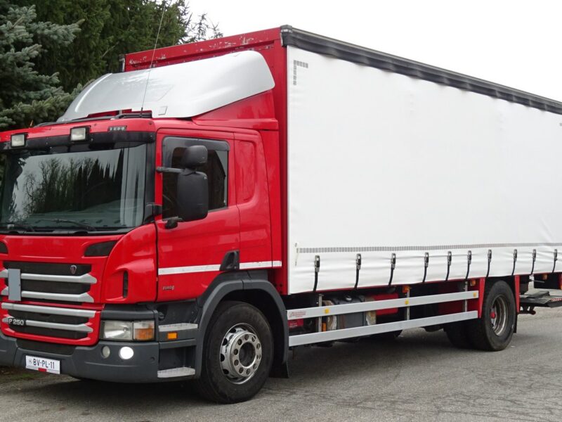 Scania P250 Euro 6 sypialna firanka wys.2.60 winda poduszki sprowadzony Scania P250 EURO 6 firanka z windą , sypialna sprowadzony