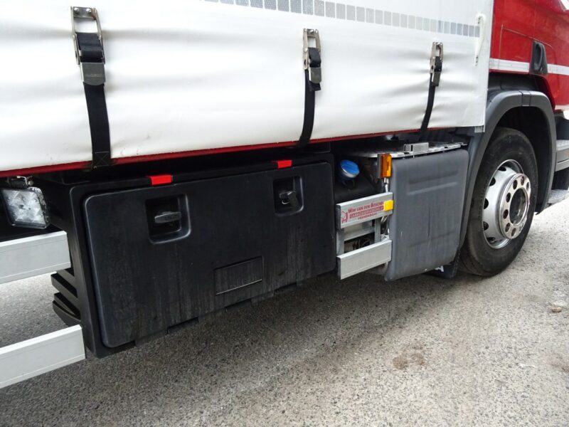 Scania P250 Euro 6 sypialna firanka wys.2.60 winda poduszki sprowadzony Scania P250 EURO 6 firanka z windą , sypialna sprowadzony